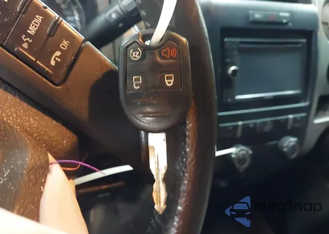 2011 Ford F-150 Xlt из США, поврежденный, VIN 1FTFW1EF1BFA36386